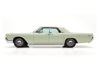 The Classic Motor Company - 1967 Lincoln Continental 7Y86G806920 - Cameo Green - Studio